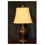 Urn Style Decorative Lamp