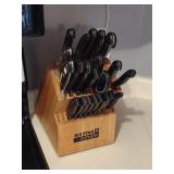 Assorted Kitchen Knives & Block