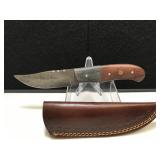 Handmade Damascus Steel Hunter