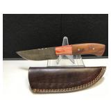 Handmade Damascus Steel Hunter
