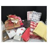 Table Linens-William Sonoma Aprons