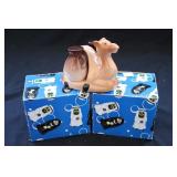 2pc NIB Camel S&P Shakers