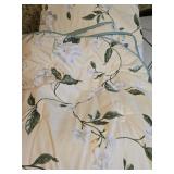 Williamsburg Crown Craft Comforter