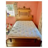 Antique Full Sized Oak Bed