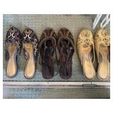 7 Pairs of Women