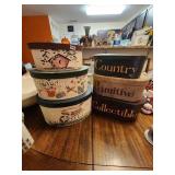 2 Sets Of Nesting Boxs