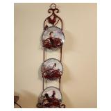 Rooster Plate Rack With Plates