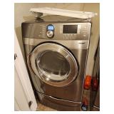 Samsung Electric Steam Dryer w Pedestal