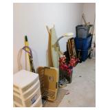 Contents of Left Side Laundry Room - Read Details