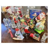 Christmas Ornaments & Decor