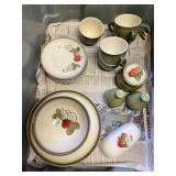 Metlox - California Strawberry Poppytrail