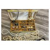 Vintage Jewelry Box (Yellow Jewelry Box)