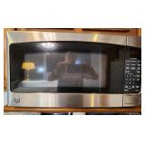GE Microwave 24 x 13