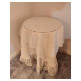 Small Decorator Table w Removable Glass Top