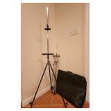 2 Metal Easel