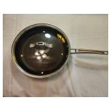 Calphalon Skillet w Lid