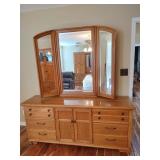Thomasville Dresser and Mirror - Read Details
