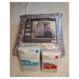New Queen Bed Comforter Set & More