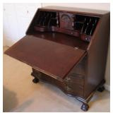 20th Cen. Vtg Maddox Colonial Secretary Desk