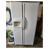 Frigidaire Fridge 36x32x68