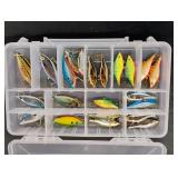 22 Lipless Crankbaits in Plano Box