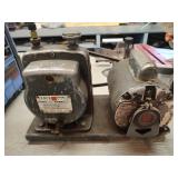 Cenco Hyvac 2 Vacuum Pump
