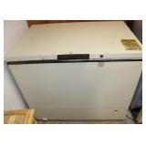 Vintage Amana Deep Freezer (works)