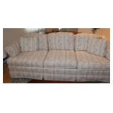 Vintage Couch, in good shape