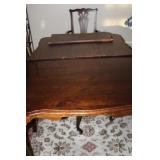 Dining Room Table with 1 extension and Top Cover++