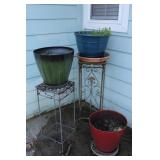 Outside Planters, Stands, & Table