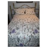 Brass Style Full size Bed, Frame + Comforter++