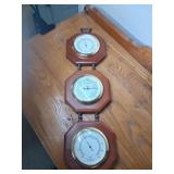 Wall Weather Gauge