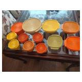 13 Vintage Tupperware Dishes with Lids