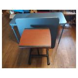 2 Folding Tables & Rolling Stand
