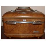 Vtg American Tourister Woman Vtg American Tourister Woman