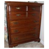 Vintage Thomasville 5 Drawer Dresser Vintage Thomasville 5 Drawer Dresser