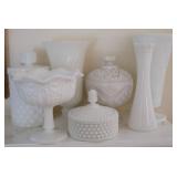 7pc Vintage Milk Glass 7pc Vintage Milk Glass