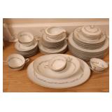 44pc Noritake Laurel Pattern China 44pc Noritake Laurel Pattern China