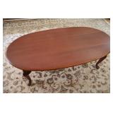 Vtg Queen Anne Style Coffee Table Vtg Queen Anne Style Coffee Table