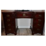 Vintage Morganton 9 Drawer Wooden Vanity Vintage Morganton 9 Drawer Wooden Vanity