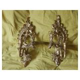 Vintage Ornate Gold Shelf 23