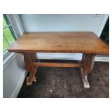Provincial Style Pedestal Table