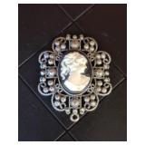 Vintage Carved Cameo Pendant