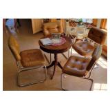 Kitchenette Seating Duncan Phyfe Style Table