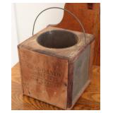 Antique Gem- Dandy Jr. Size Sam Graham Bug Box