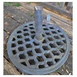Metal Outdoor Umbrella Base w/Honeycomb Design