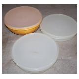 Vintage Tupperware Plastic Storage Bowls w/Lids