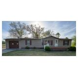 3 BD 2 BTH MOBILE HOME ON .5 ACRES