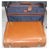Set of 2 Suit Cases