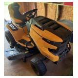 Cub Cadet LT46 Riding Lawn Tractor